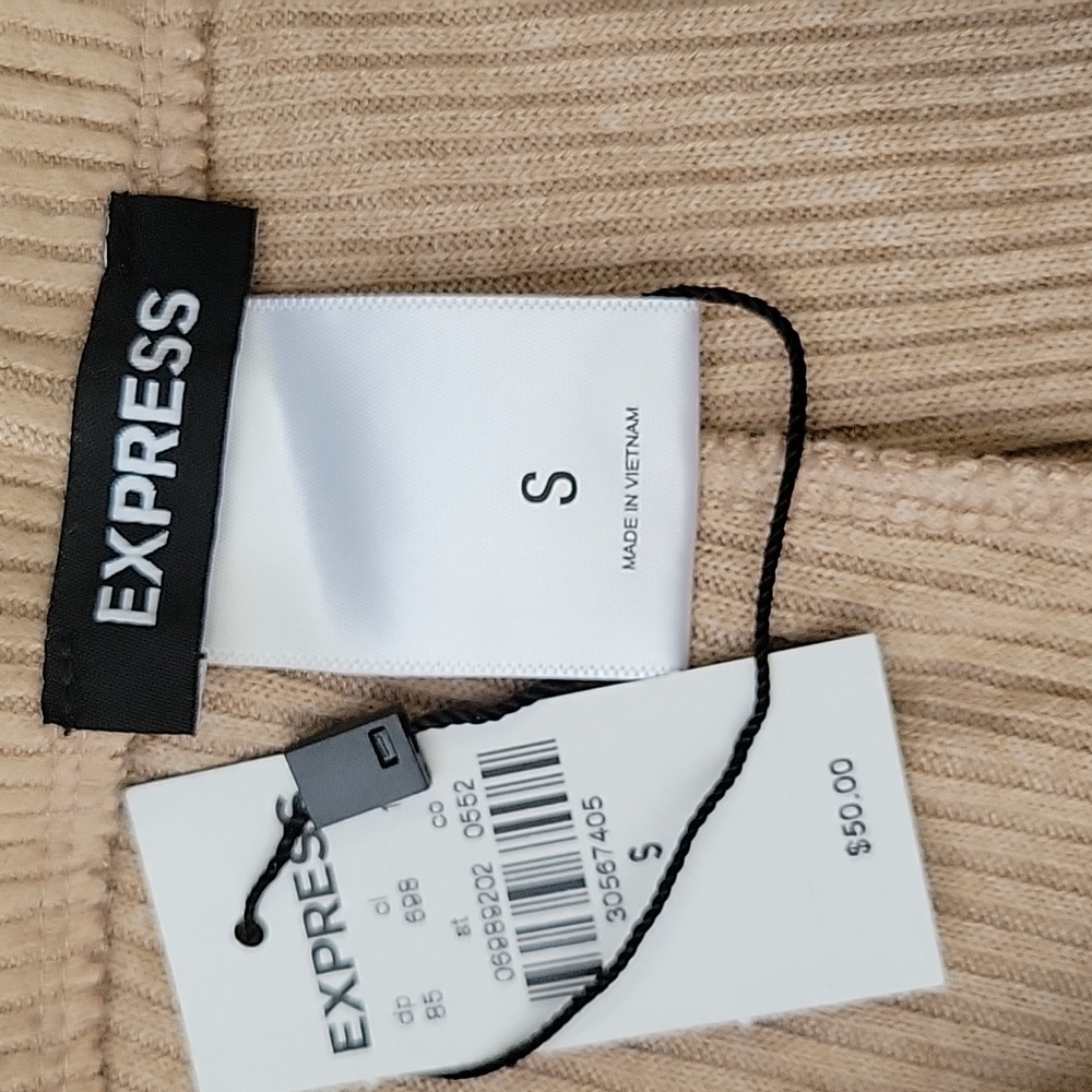 NEW Ribbed Lounge Pant from Express - Picture 4 of 5
